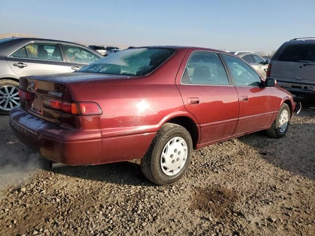 1999 Toyota Camry LE