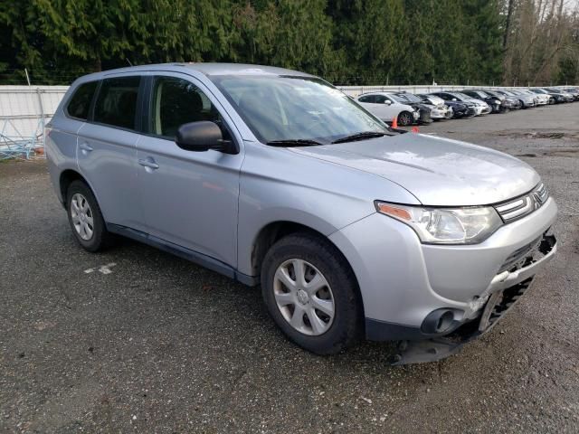 2014 Mitsubishi Outlander ES