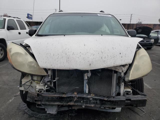 2006 Toyota Sienna CE