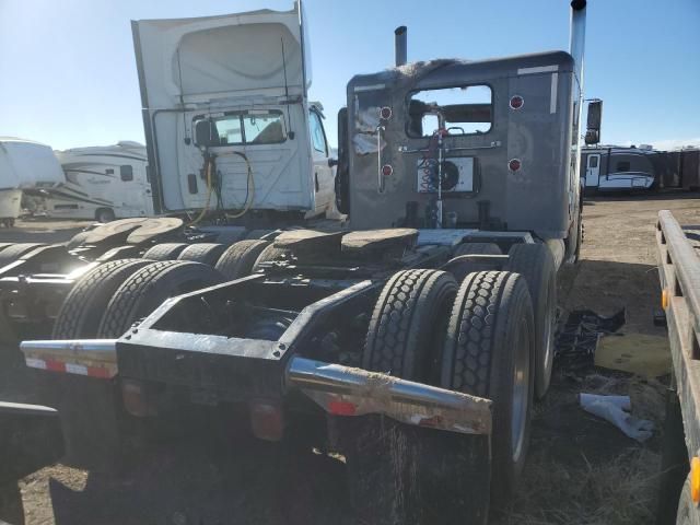 2006 Peterbilt 379