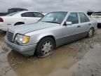 1995 Mercedes-Benz E 320 Base