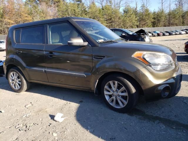 2013 KIA Soul +