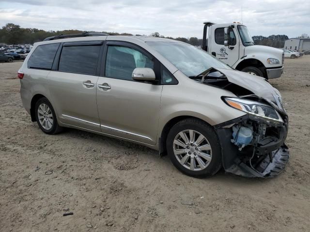 2017 Toyota Sienna XLE