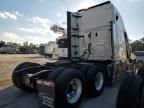 2022 Freightliner Cascadia 126