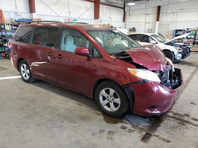 2011 Toyota Sienna LE