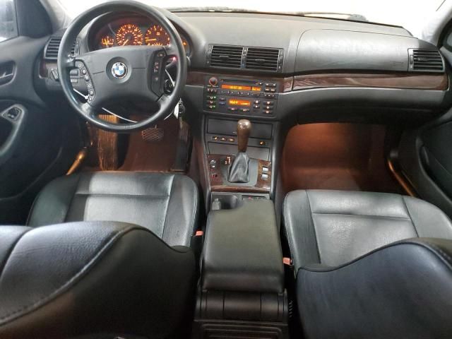 2005 BMW 325 XI